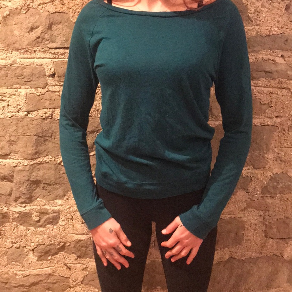 3 FOR $30 PINK 🌹 teal long sleeve shirt 💫